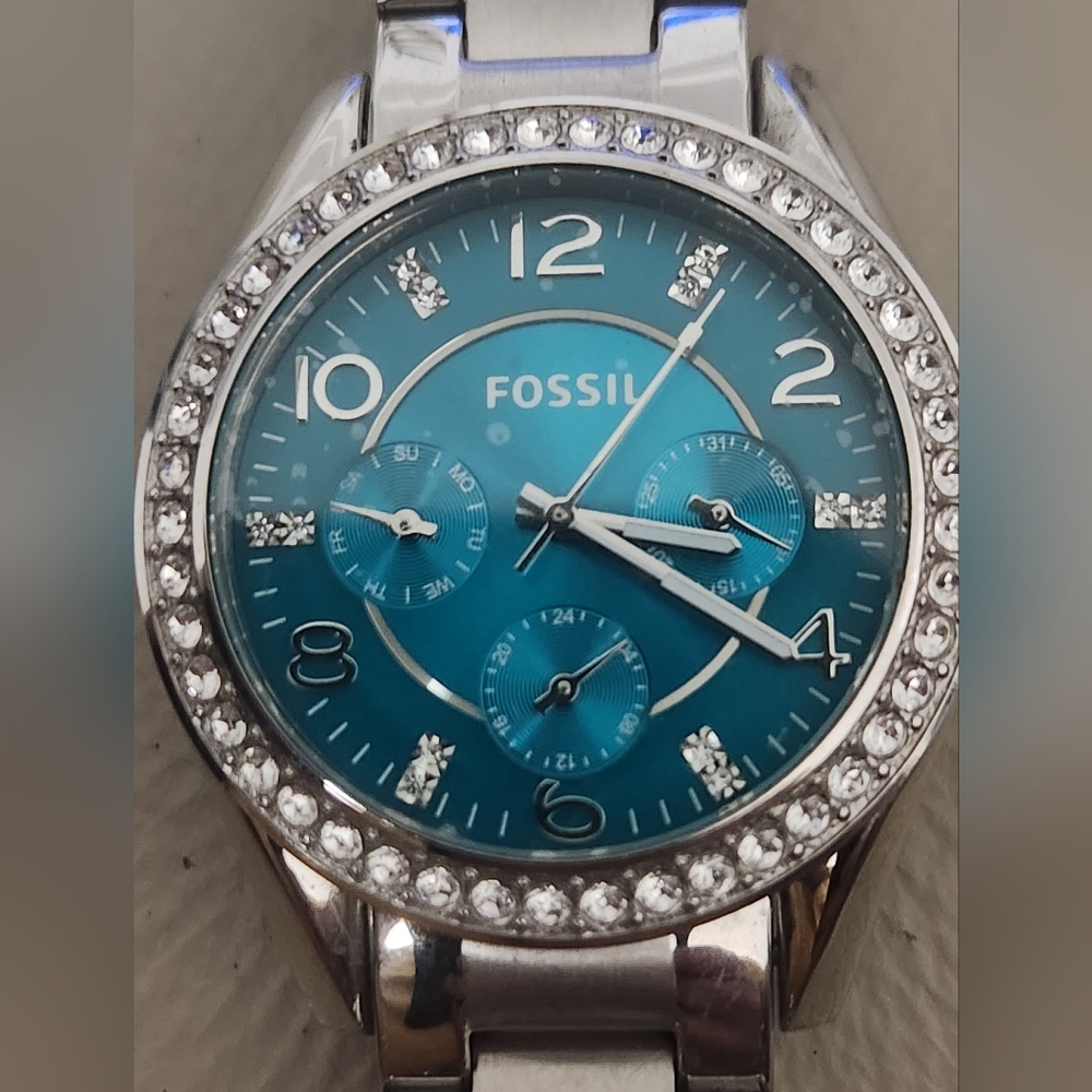 Fossil watch